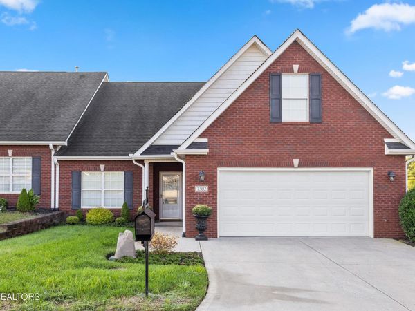 7302 Napa Valley Way , Knoxville, TN 37931