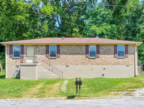 212 Jay Dr , Nashville, TN 37210