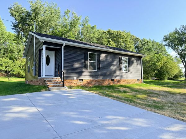 1145 Stewart Ln , Estill Springs, TN 37330
