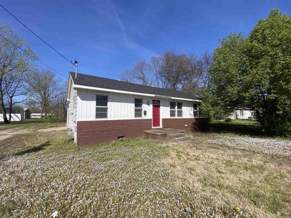 718 Tennessee , Walnut Ridge, AR 72476