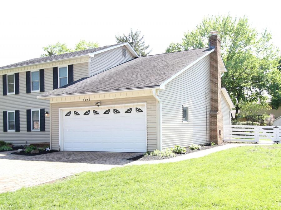 2425 Olde Sawmill Boulevard , Dublin, OH 43016 Photo 1