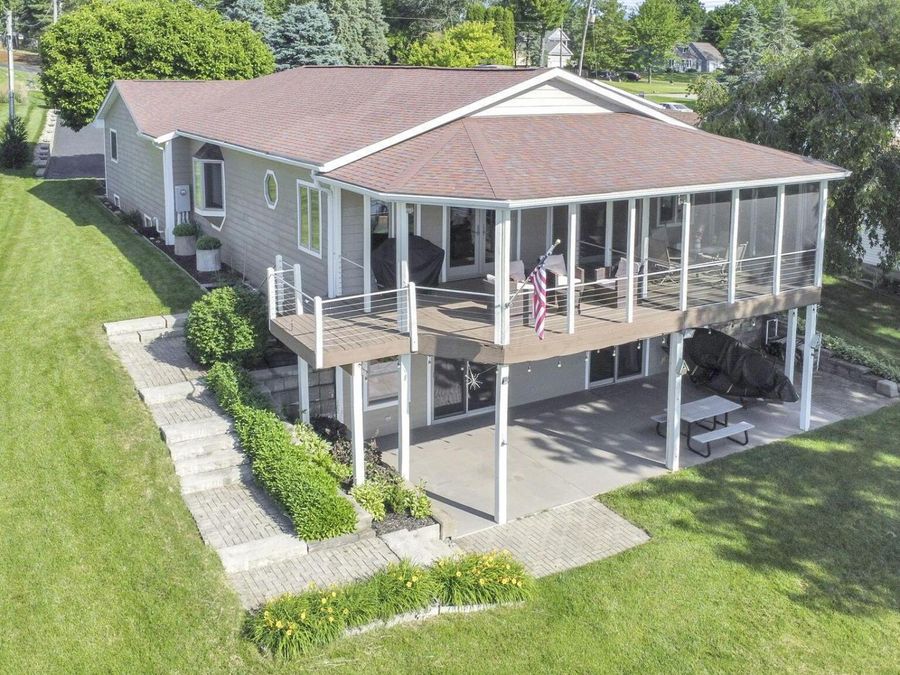 1101 Chickasaw Drive , London, OH 43140 Photo 1