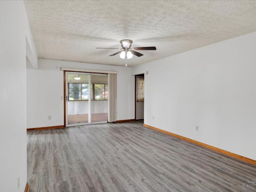 126 Kent Lane, Pee Pee Township, OH 45690 Photo 10