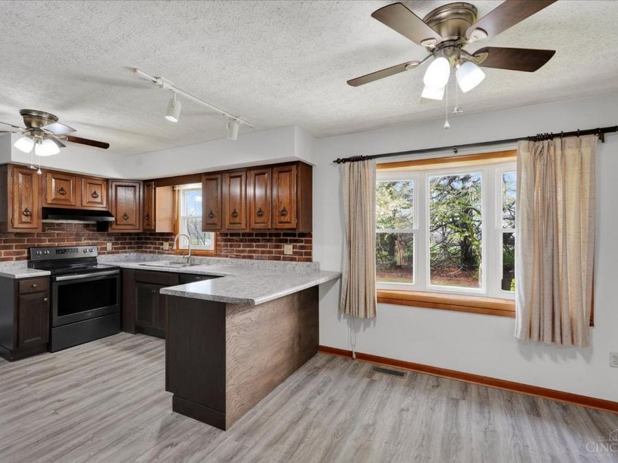 126 Kent Lane, Pee Pee Township, OH 45690 Photo 14