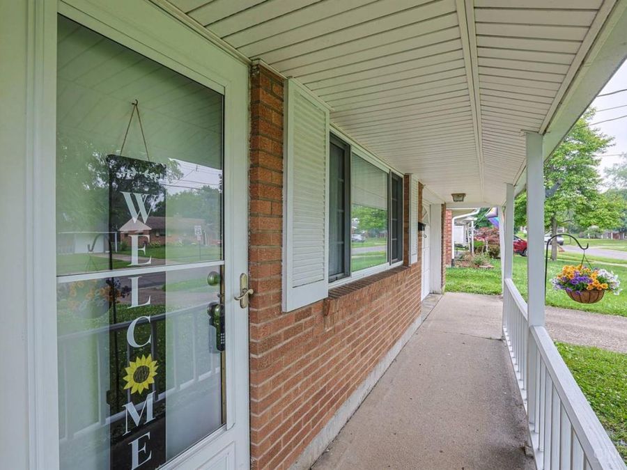 799 Ledro Street, Springdale, OH 45246 Photo 3