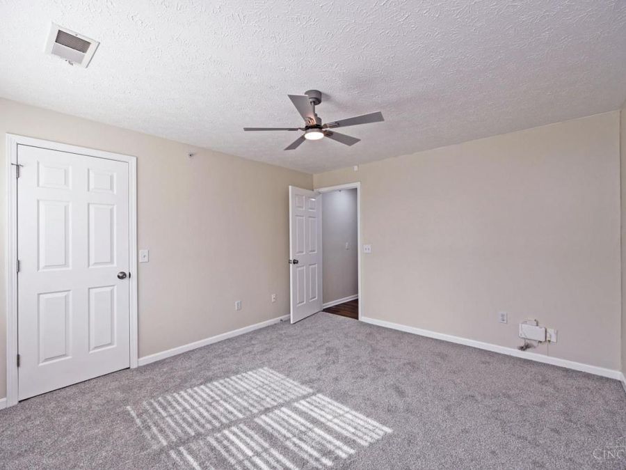 8390 Spring Valley Court, Unit 208, West Chester, OH 45069 Photo 28
