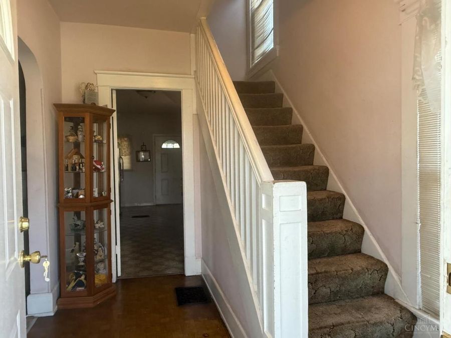5709 Adelphi Street, Cincinnati, OH 45227 Photo 5