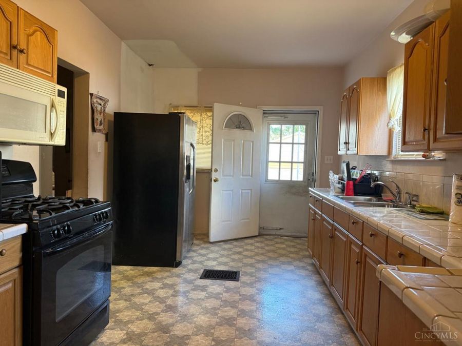 5709 Adelphi Street, Cincinnati, OH 45227 Photo 9