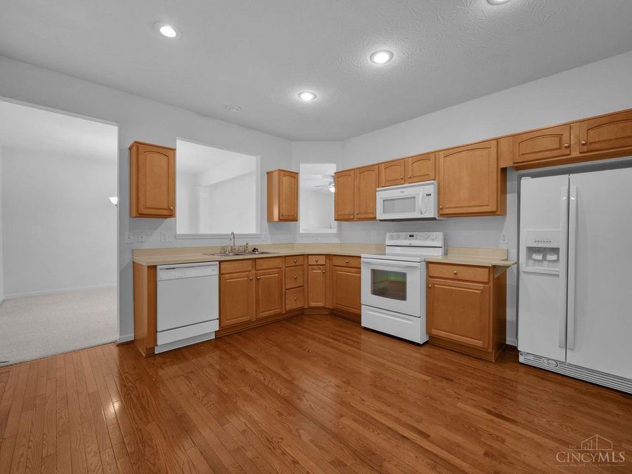 955 Crossing Pointe, Unit 8E, Cincinnati, OH 45231 Photo 10