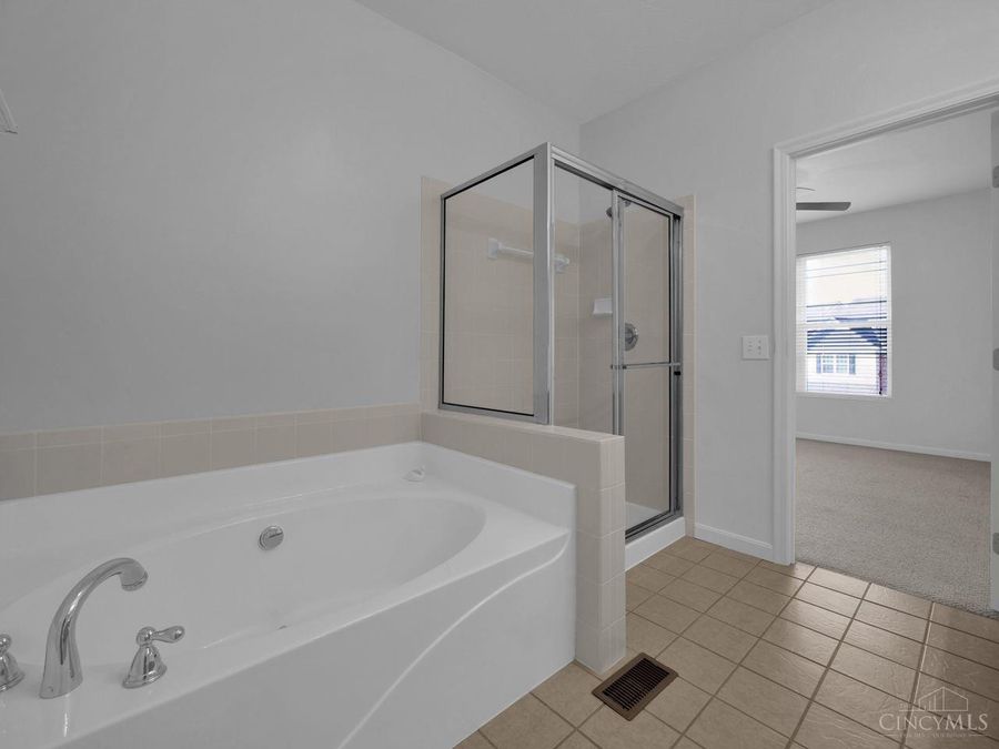 955 Crossing Pointe, Unit 8E, Cincinnati, OH 45231 Photo 19