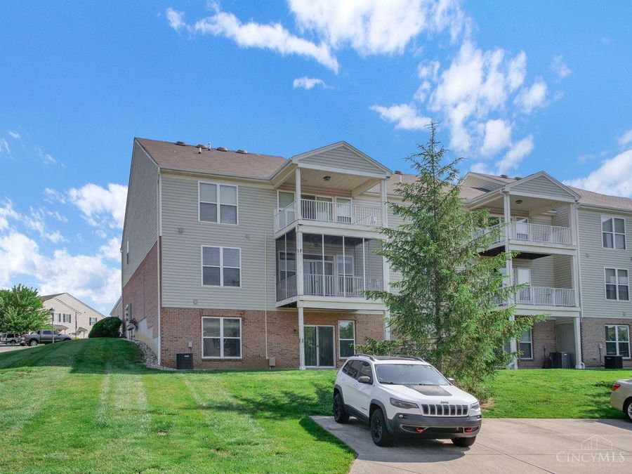 955 Crossing Pointe, Unit 8E, Cincinnati, OH 45231 Photo 30