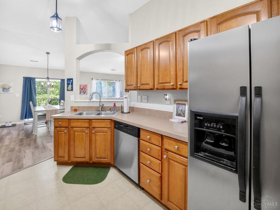 1755 Weatherstone Circle, Monroe, OH 45050 Photo 12