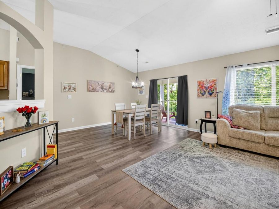 1755 Weatherstone Circle, Monroe, OH 45050 Photo 8