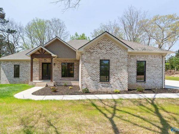 25593 Taylor Street, Elkmont, AL 35620