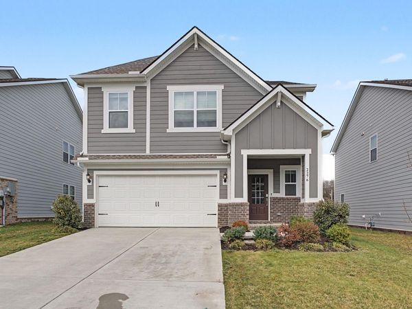 2276 Robert Gwynne Dr , Smyrna, TN 37167