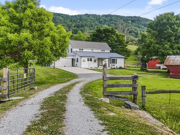 1305 Mulberry Gap Road, Sneedville, TN 37869