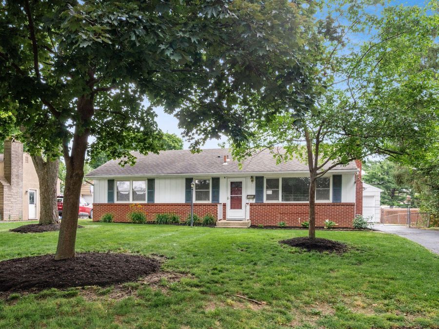 1454 Osborn Drive , Upper Arlington, OH 43221 Photo 1