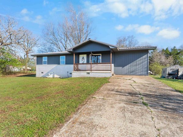 613 1st Street E , Calico Rock, AR 72519