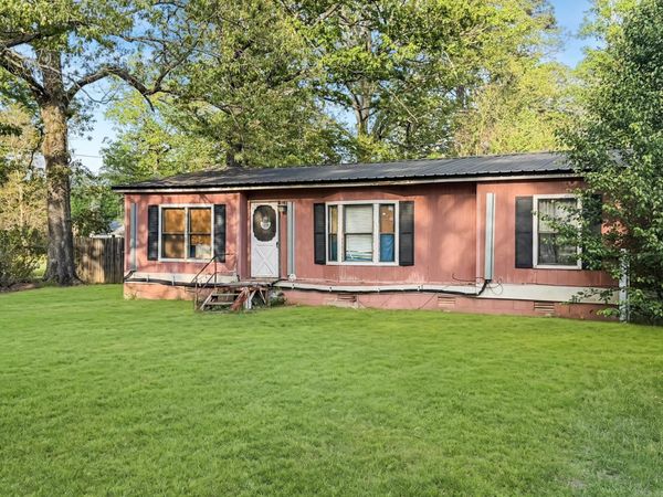 3609 Greenway E , Pine Bluff, AR 71601
