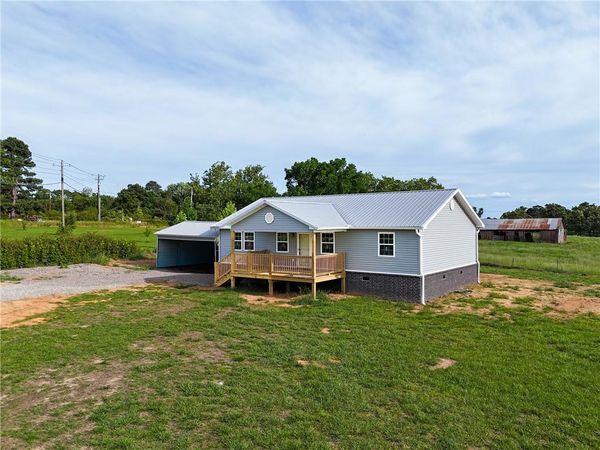 5090 HWY 103 , Clarksville, AR 72830