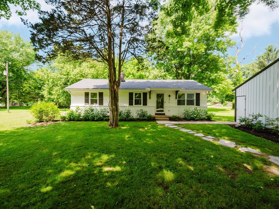 2476 Patterson Road SW, Pataskala, OH 43062 Photo 1
