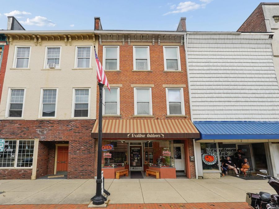 110 W Main Street , Circleville, OH 43113 Photo 1