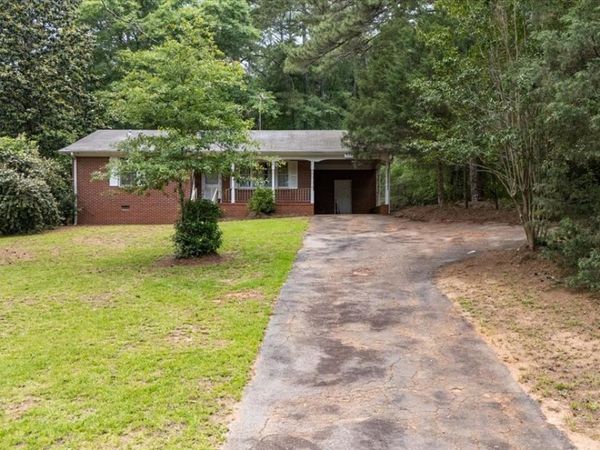 681 S Highway 42, Forsyth, GA 31029