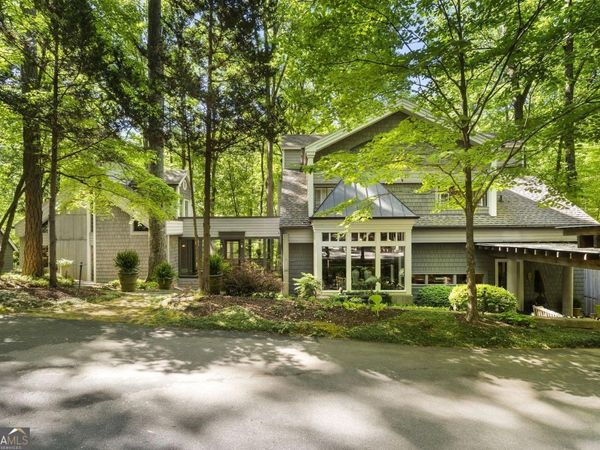 1575 Northridge Road NE, Sandy Springs, GA 30350