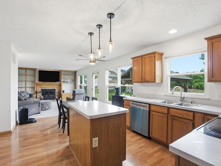 11713 Kettering Drive, Colerain Township, OH 45251 Photo 6