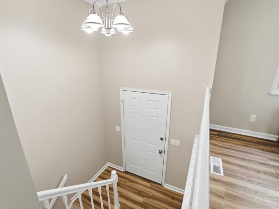 174 Circle Drive, Harrison, OH 45030 Photo 8