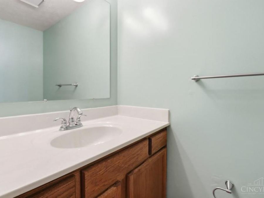 5905 Sovereign Drive, Sharonville, OH 45241 Photo 21
