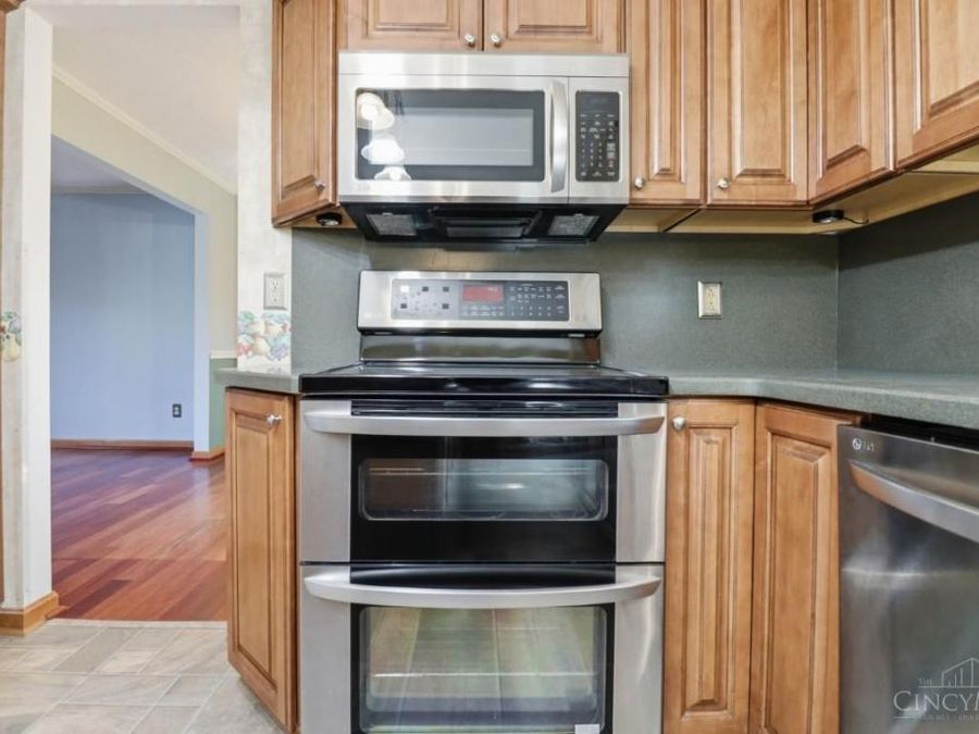 5905 Sovereign Drive, Sharonville, OH 45241 Photo 8