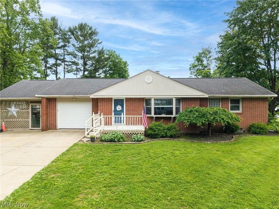 102 Young Drive , Lodi, OH 44254 Photo 1