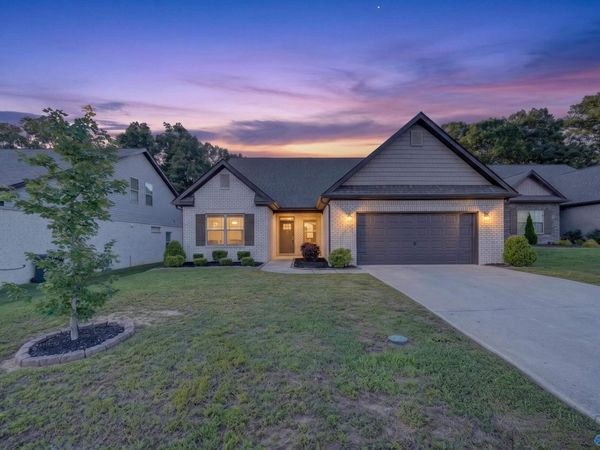 105 Tommy Circle, New Market, AL 35761