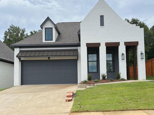 75 Greystone Ct, Starkville, MS 39759