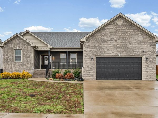 104 Lowell Way , Hopkinsville, KY 42240