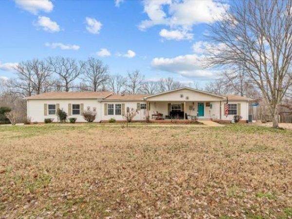 305 Lucas Ridge Ln , Waverly, TN 37185