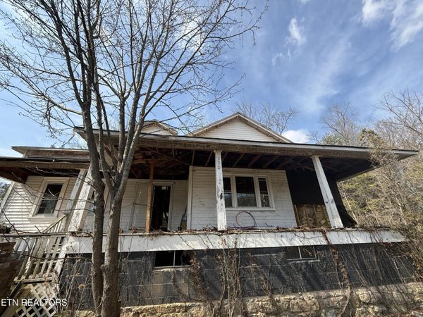 290 Maddox Lane , New Tazewell, TN 37825