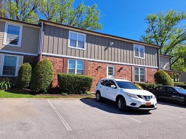 924 Coarsey Dr , Nashville, TN 37217