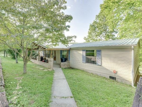 904 Woodview Way , Strawberry Plains, TN 37871