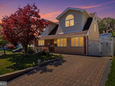 6944 PAWLING STREET , PHILADELPHIA, PA 19128