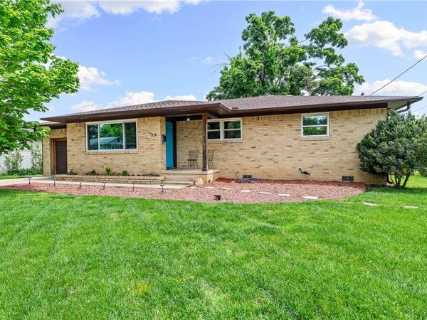 314 Crestview Drive , Bentonville, AR 72712