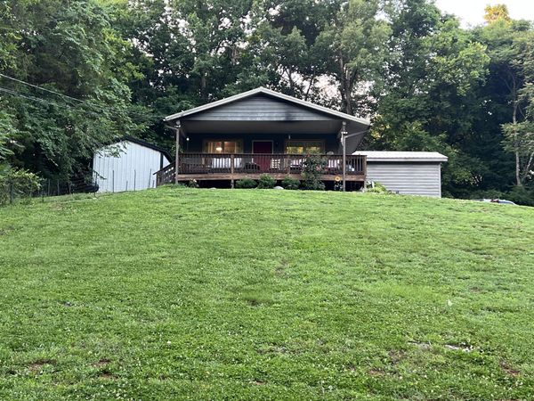 722 Lower Quarry Road, Newport, TN 37821