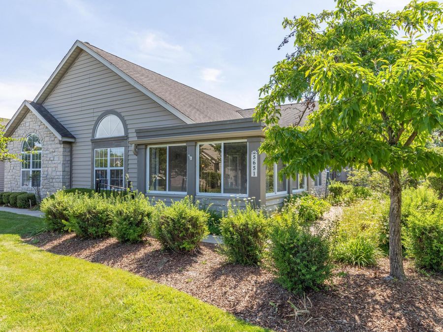 5651 Brickstone Place , Hilliard, OH 43026 Photo 1