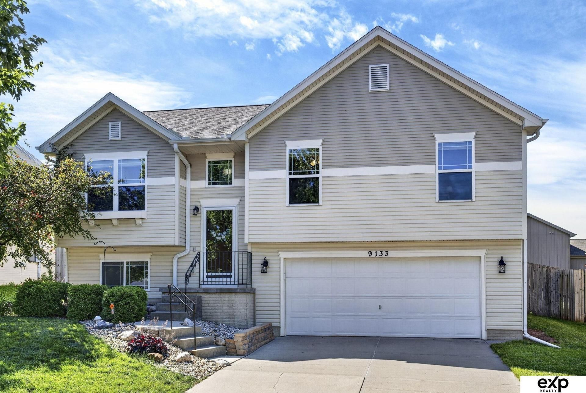 9133 Weber Street, Omaha, NE 68122