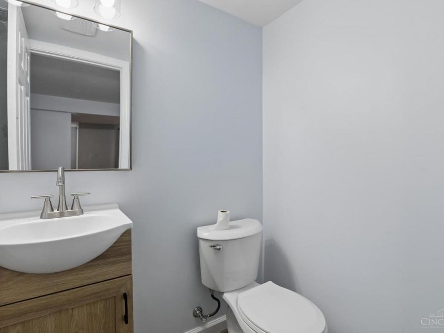 4136 Pleasure Drive, Cincinnati, OH 45205 Photo 24