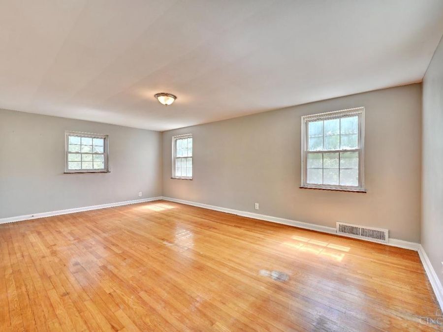 3401 Ferncroft Drive, Cincinnati, OH 45211 Photo 12