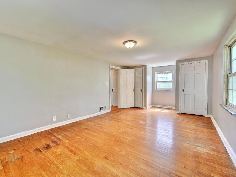3401 Ferncroft Drive, Cincinnati, OH 45211 Photo 8