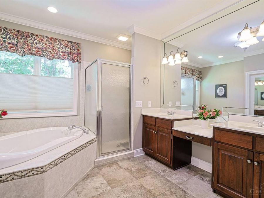 35 Frick Court, Glendale, OH 45246 Photo 23