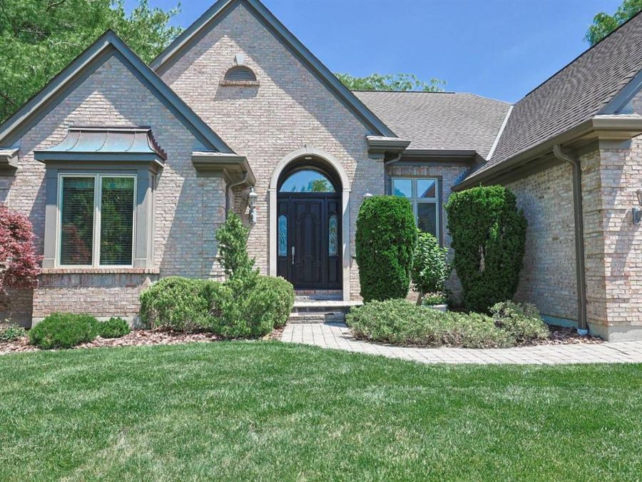 35 Frick Court, Glendale, OH 45246 Photo 3